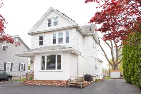 14 Highland Ter, Stratford, CT 06614