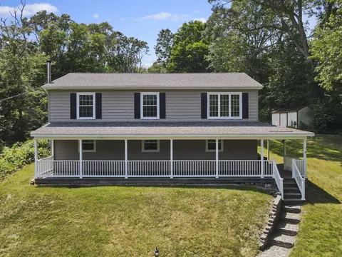 909 Colonel Ledyard Hwy, Ledyard, CT 06339