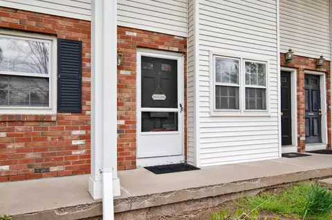 9 Georgetown Dr #A, Enfield, CT 06082