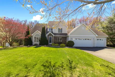 238 Deerbrooke Cir, Southington, CT 06489