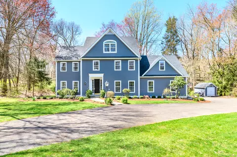 1 N Wind Ln, Wilton, CT 06897