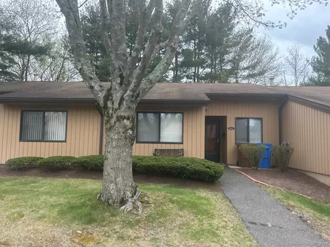 404 Asbury Rdg # 404, Shelton, CT 06484