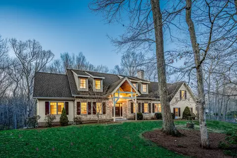 9 Forest Ln, Tolland, CT 06084