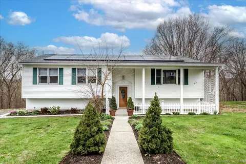124 N Prospect Street Ext, Ansonia, CT 06401