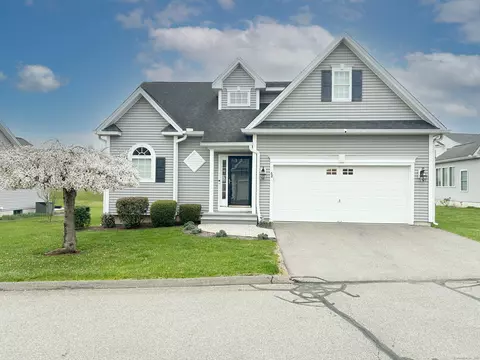 68 River Crest Dr #68, Plantsville, CT 06479