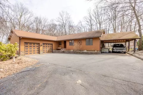 168 Garrigus Ct, Wolcott, CT 06716