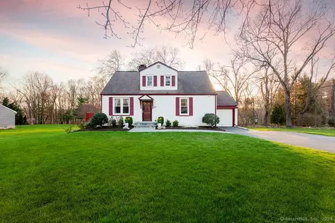 104 Old Hawleyville Rd, Bethel, CT 06801