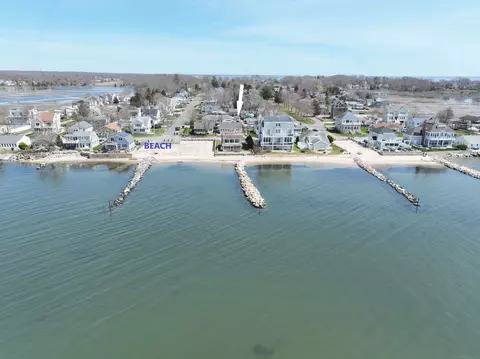 15 West Rd, Clinton, CT 06413