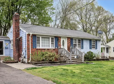 141 Chester St, East Hartford, CT 06108