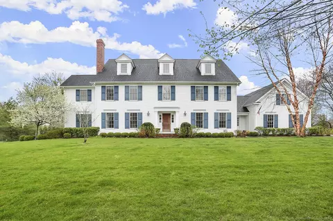 141 Southport Ter, Fairfield, CT 06890