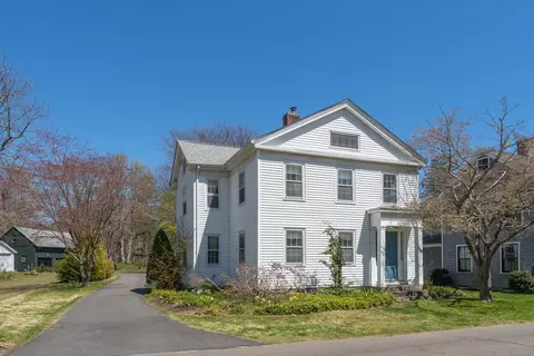 39 Liberty St, Madison, CT 06443