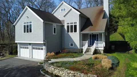 14 N Seir Hill Rd, Norwalk, CT 06850