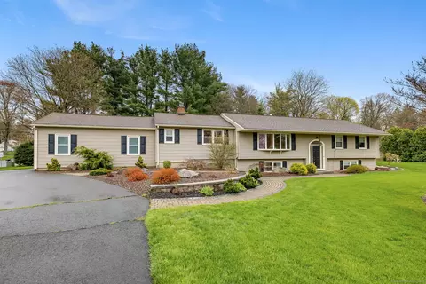3 Hatheway Rd, Ellington, CT 06029