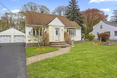 111 Robert Dr, East Haven, CT 06512