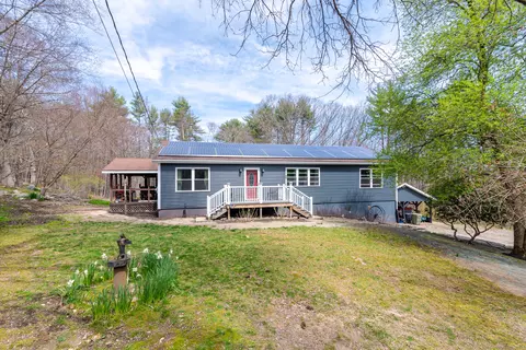 289 Ravenelle Rd, North Grosvenor Dale, CT 06255
