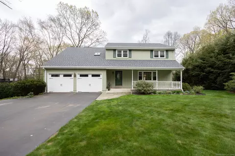 28 Hickory Hill Rd, Plantsville, CT 06479