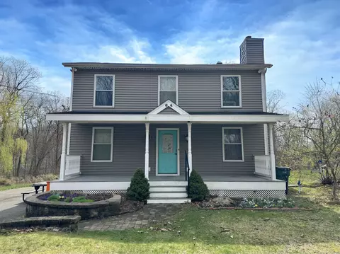 64 Rita Ave, Cheshire, CT 06410