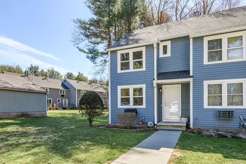 1060 Greens Loop #1060, Cheshire, CT 06410