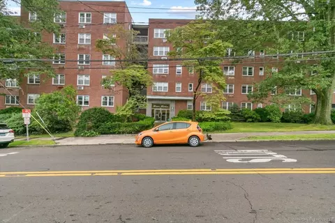 54 W North St #314, Stamford, CT 06902
