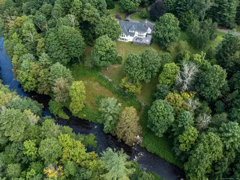 19 Saw Mill Rd, Litchfield, CT 06759