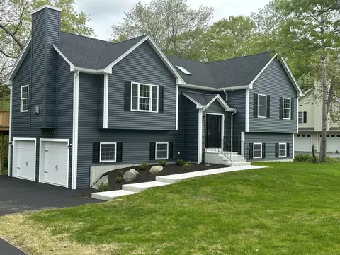 116 Laurel Dr, Killingly, CT 06241