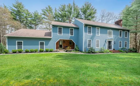 48 Sarah Dr, Avon, CT 06001
