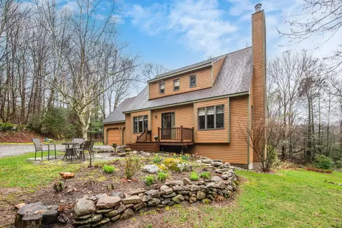 137 South Rd, New Hartford, CT 06057