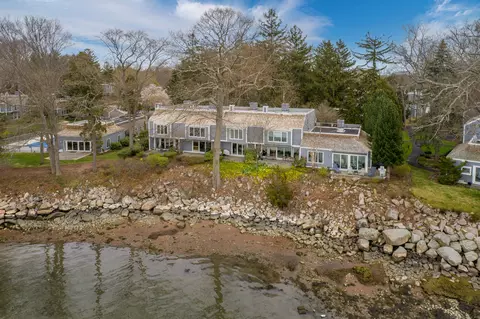 42 Castle Rock Rock #42, Branford, CT 06405