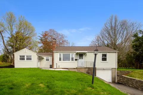 203 Chamberlain Hwy, Berlin, CT 06037