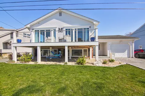 83 Captains Dr, Westbrook, CT 06498