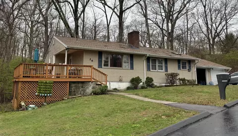 26 Harvard Ter, Gales Ferry, CT 06335
