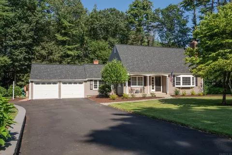25 Saw Mill Ln, Avon, CT 06001