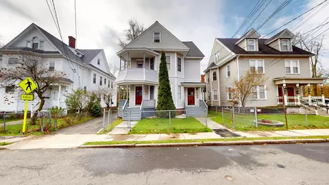 129 Sargeant St, Hartford, CT 06105