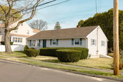 460 Harvard Ave, Stratford, CT 06614