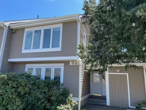 80 Seaview Ter #25, Guilford, CT 06437