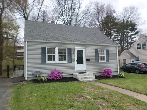 98 Middle Tpke W, Manchester, CT 06040