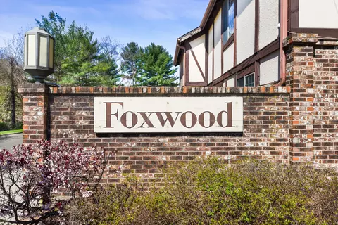 410 Swanson Cres #410, Milford, CT 06461