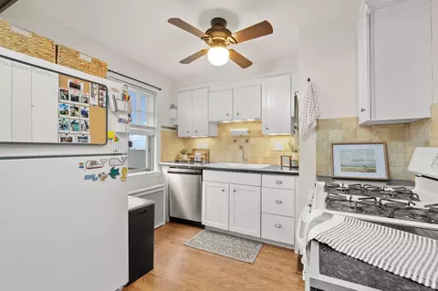 27 Clarmore Dr #2A, Norwalk, CT 06850
