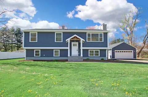 240 Middletown Ave, North Haven, CT 06473
