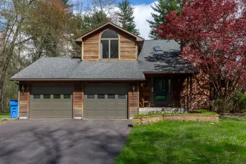 96 Clear View Dr, Brooklyn, CT 06234