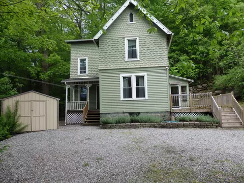 42 Upland Rd, Winchester, CT 06098
