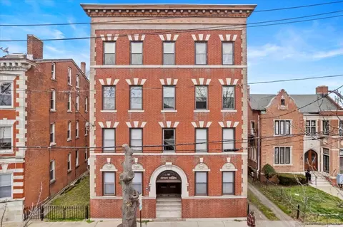 527 Chapel St, New Haven, CT 06511