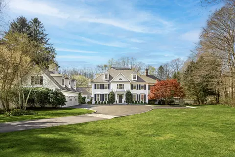 147 Ramhorne Rd, New Canaan, CT 06840