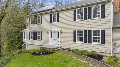 131 Marvin Ridge Rd, New Canaan, CT 06840