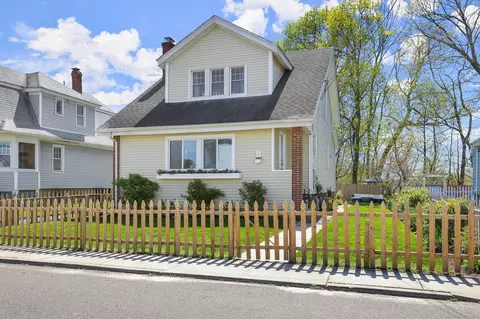 6 Horton St, Norwalk, CT 06851