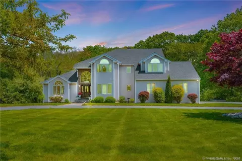 160 Highmeadow Rd, Watertown, CT 06795