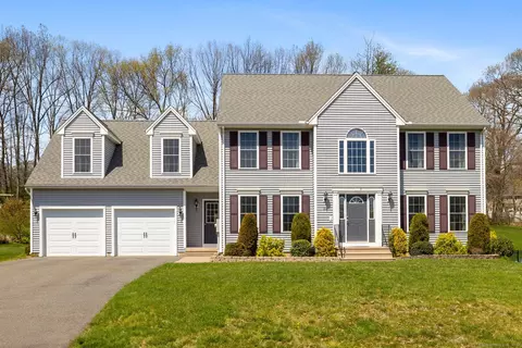 29 Tyler Farms Rd, Plainville, CT 06062