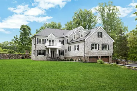 6 Ritch Dr, Ridgefield, CT 06877