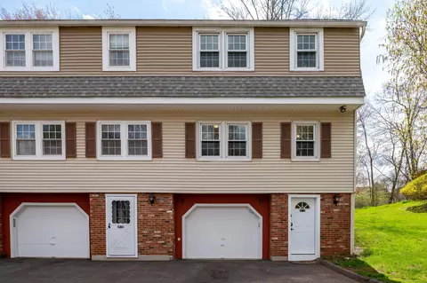 161 Cynthia Ln #C6, Middletown, CT 06457