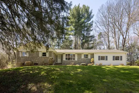461 Hammertown Rd, Monroe, CT 06468